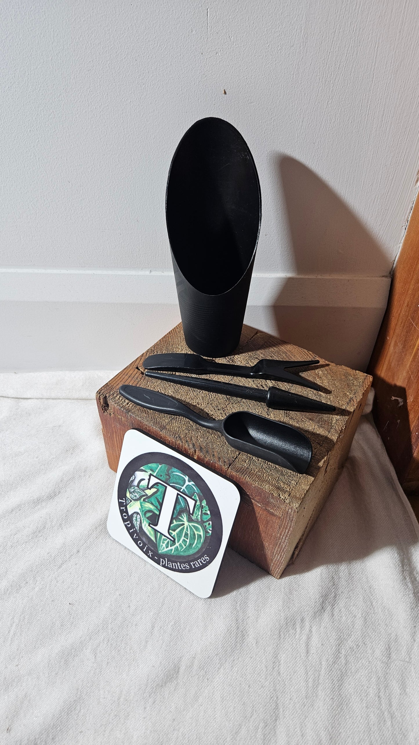 Pelle et outils de rempotage (ensemble).