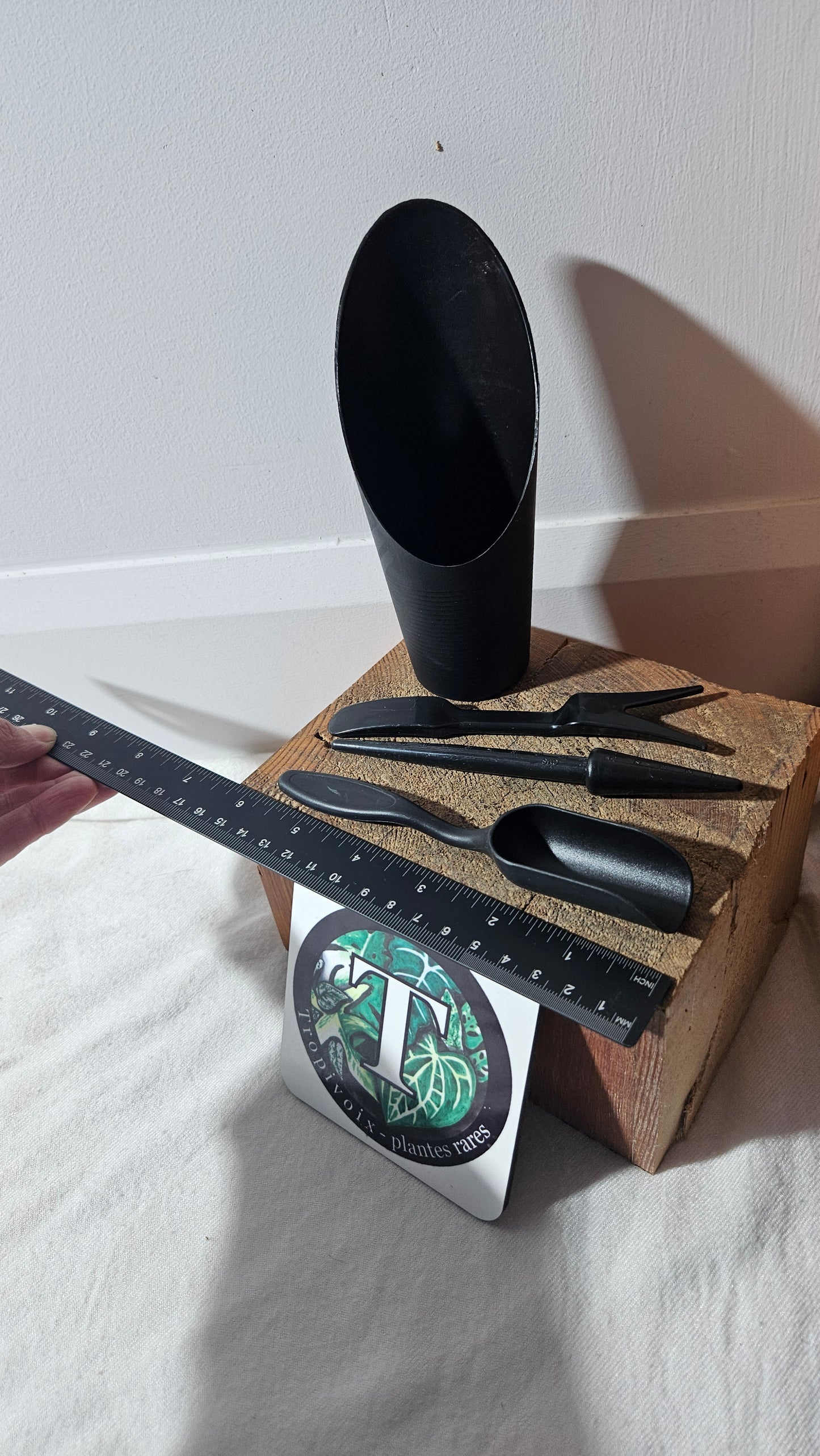Pelle et outils de rempotage (ensemble).