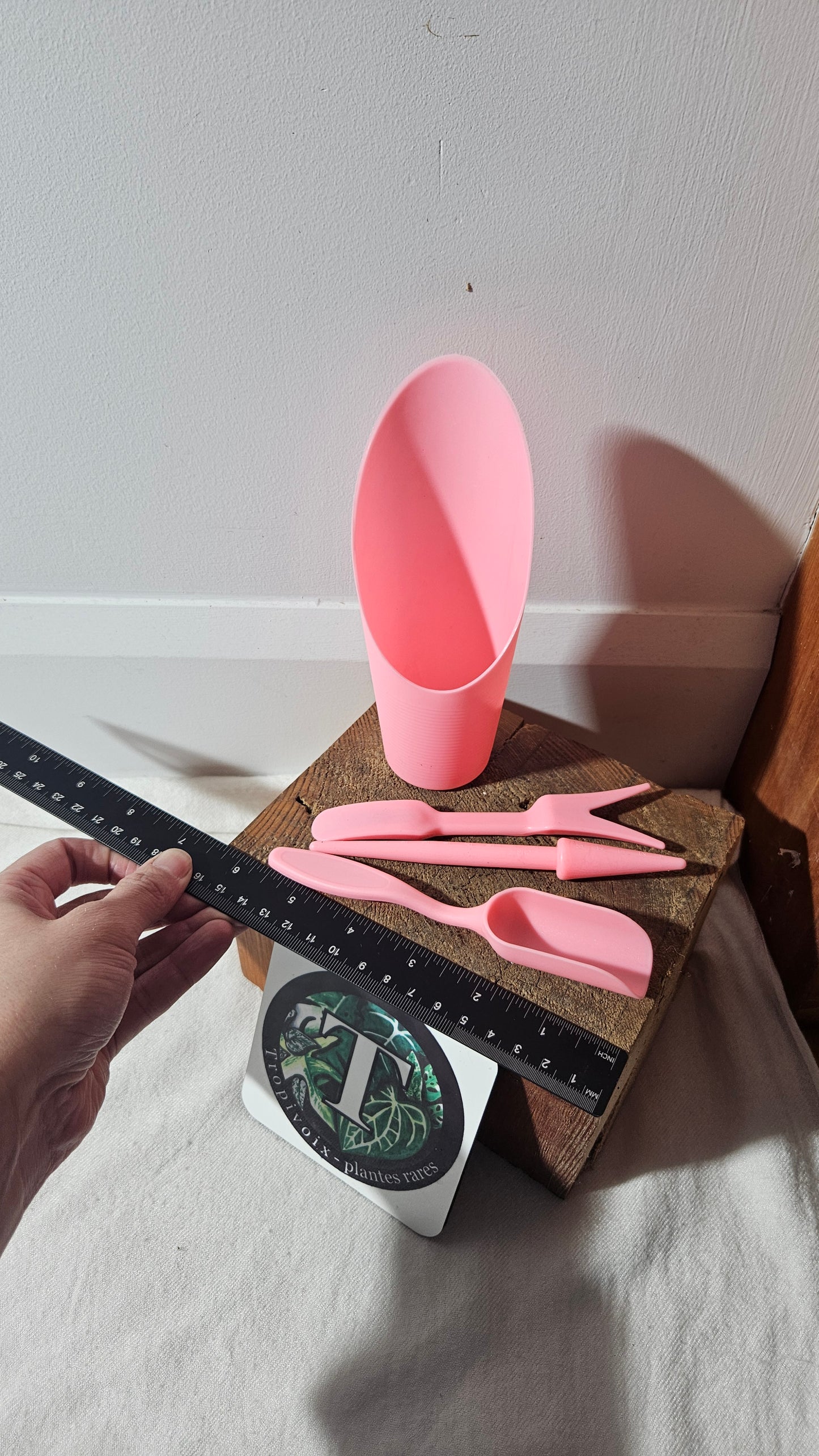 Pelle et outils de rempotage (ensemble).