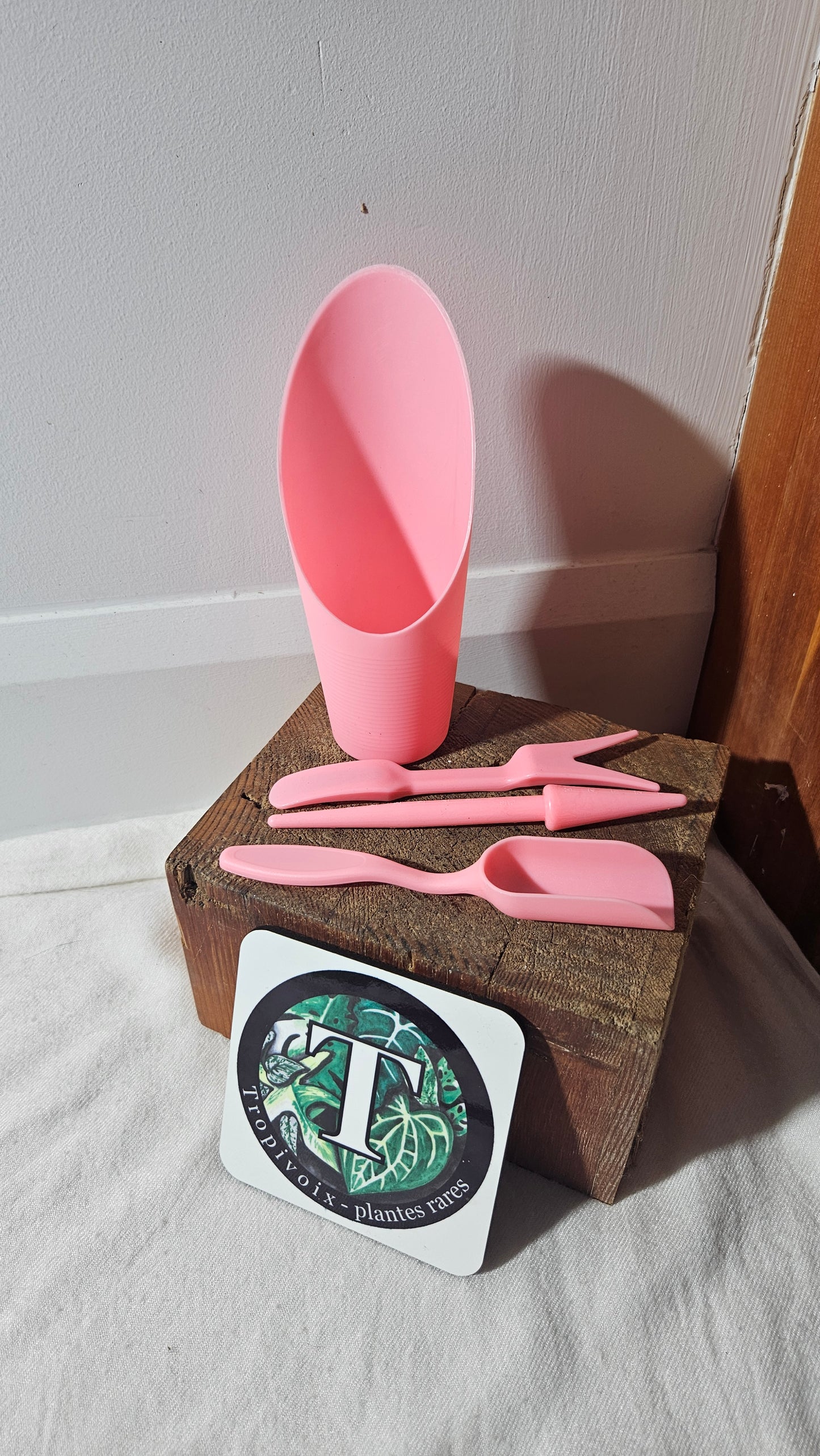 Pelle et outils de rempotage (ensemble).