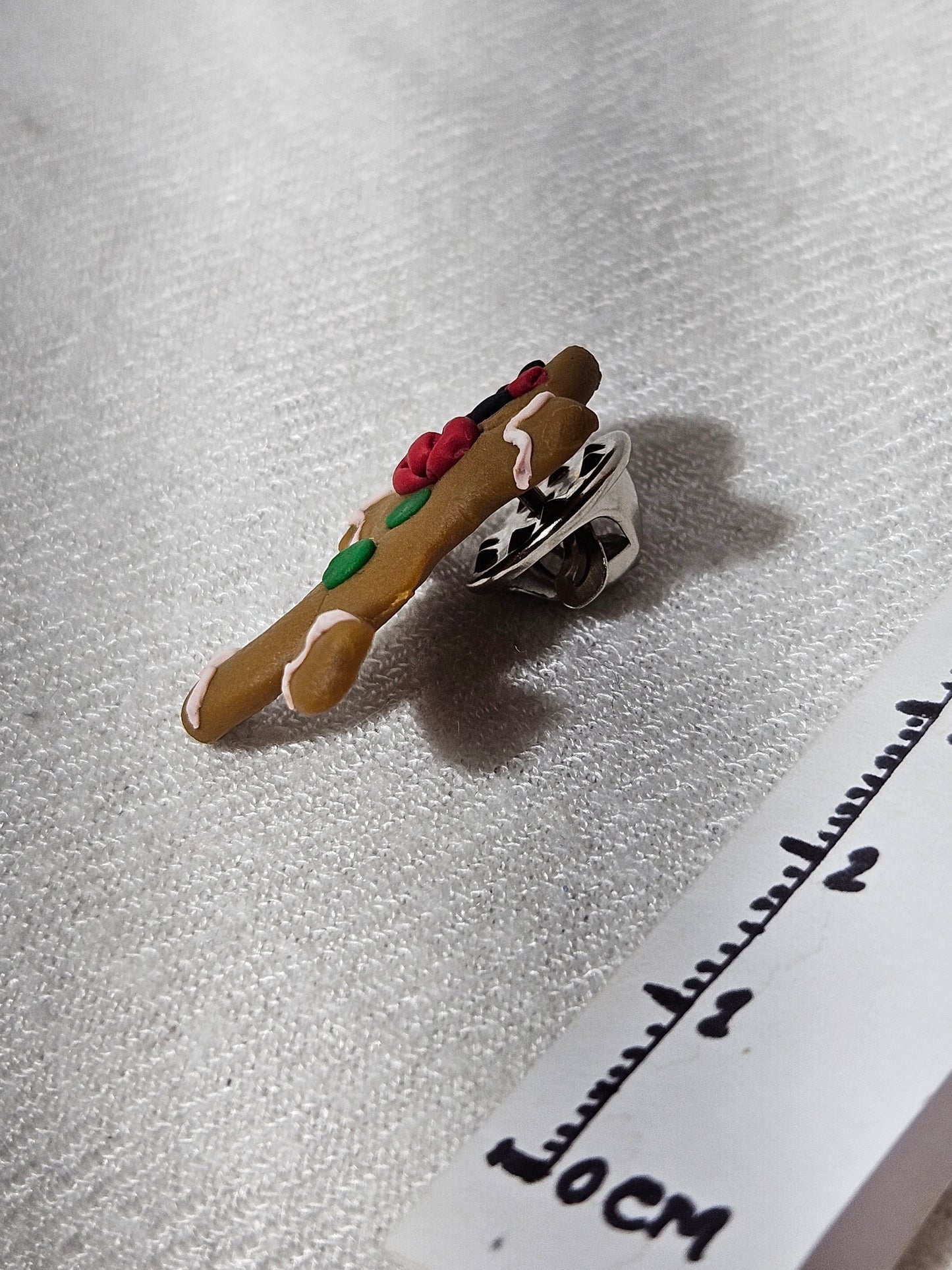 Lapel pin (Brooch/Pin) in “Gingerbread Man”