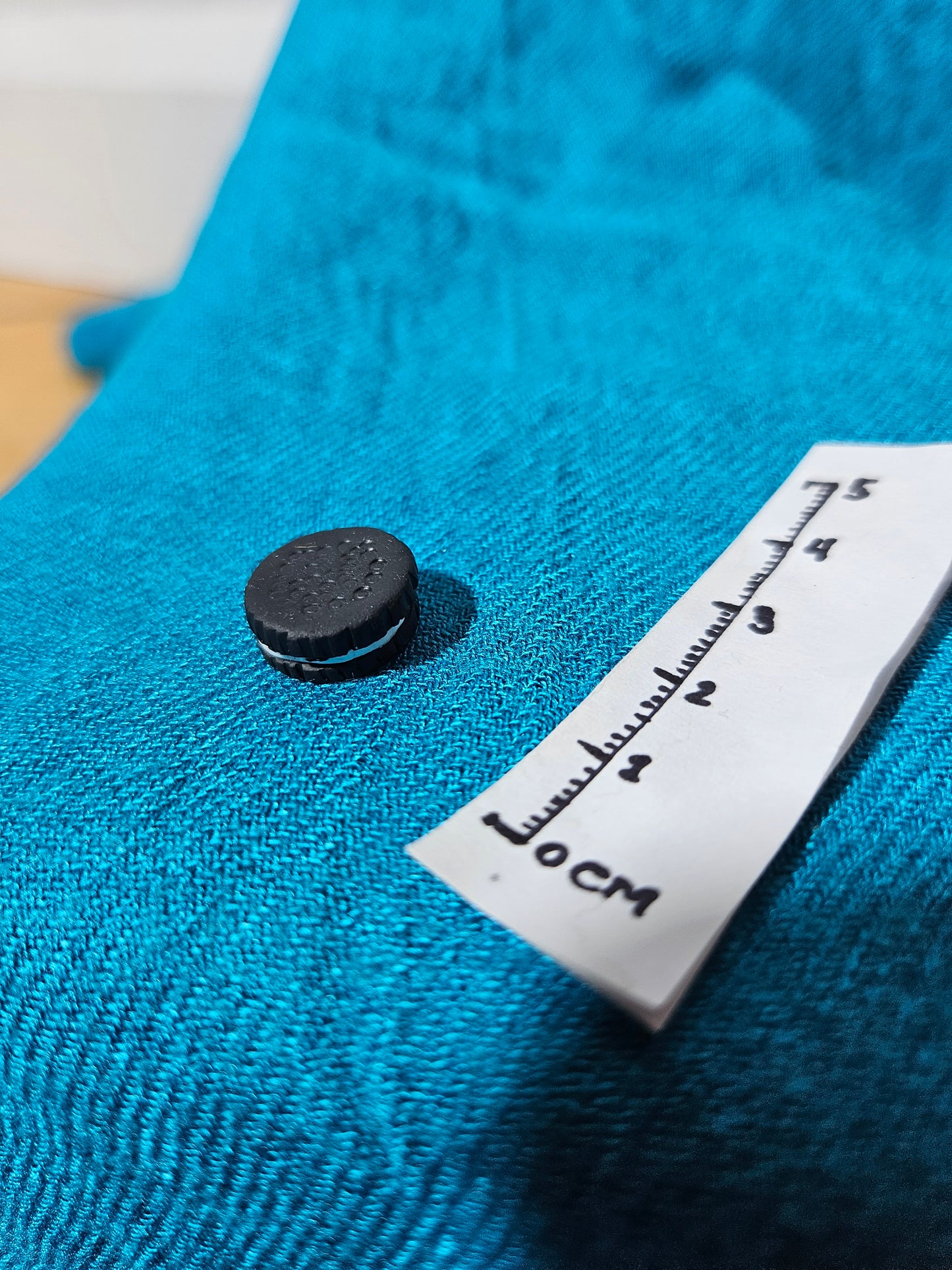 Lapel pin (Brooch/Pin) “Oreo cookie”