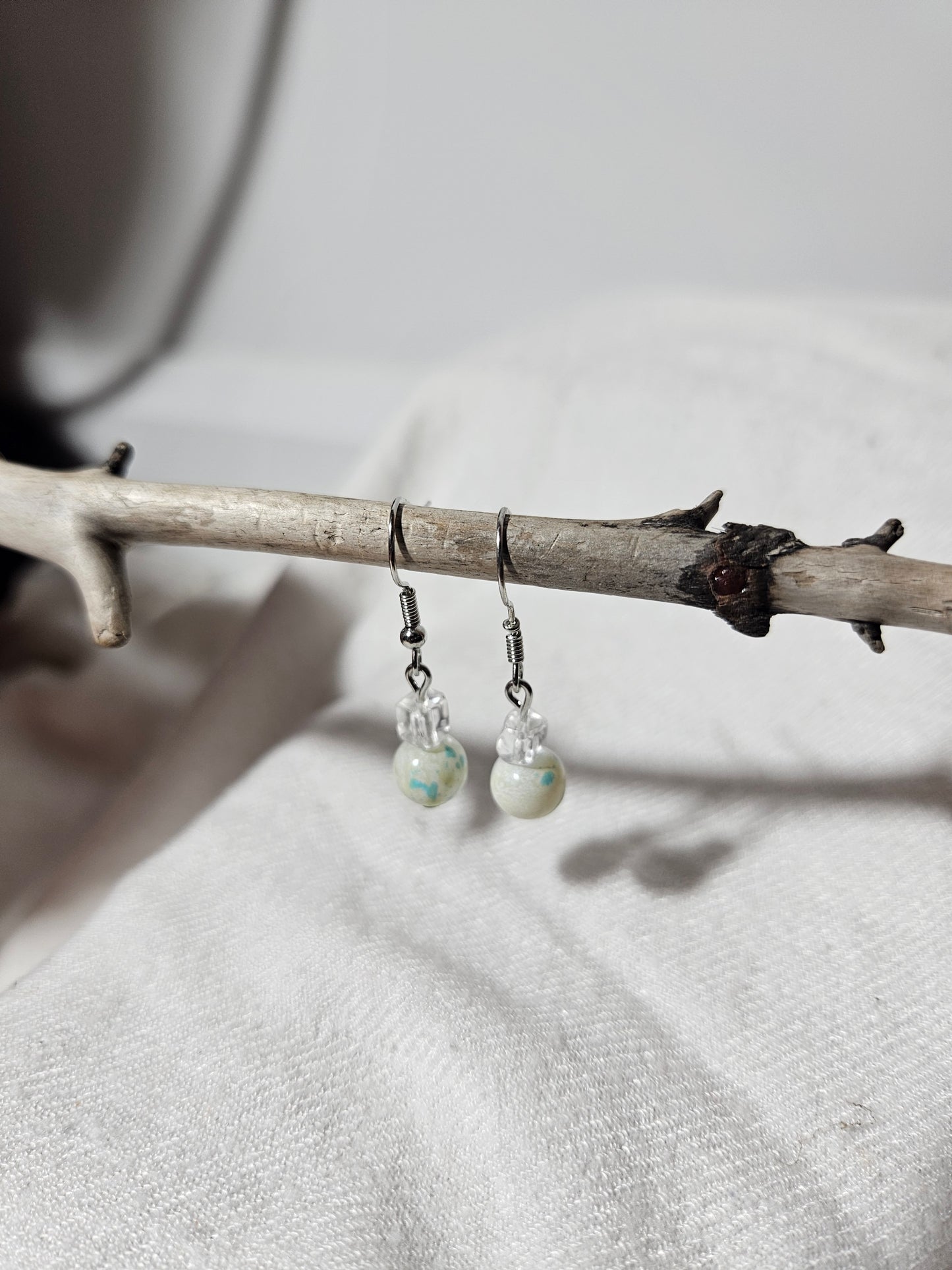 Boucles d'oreilles de perles et crystal