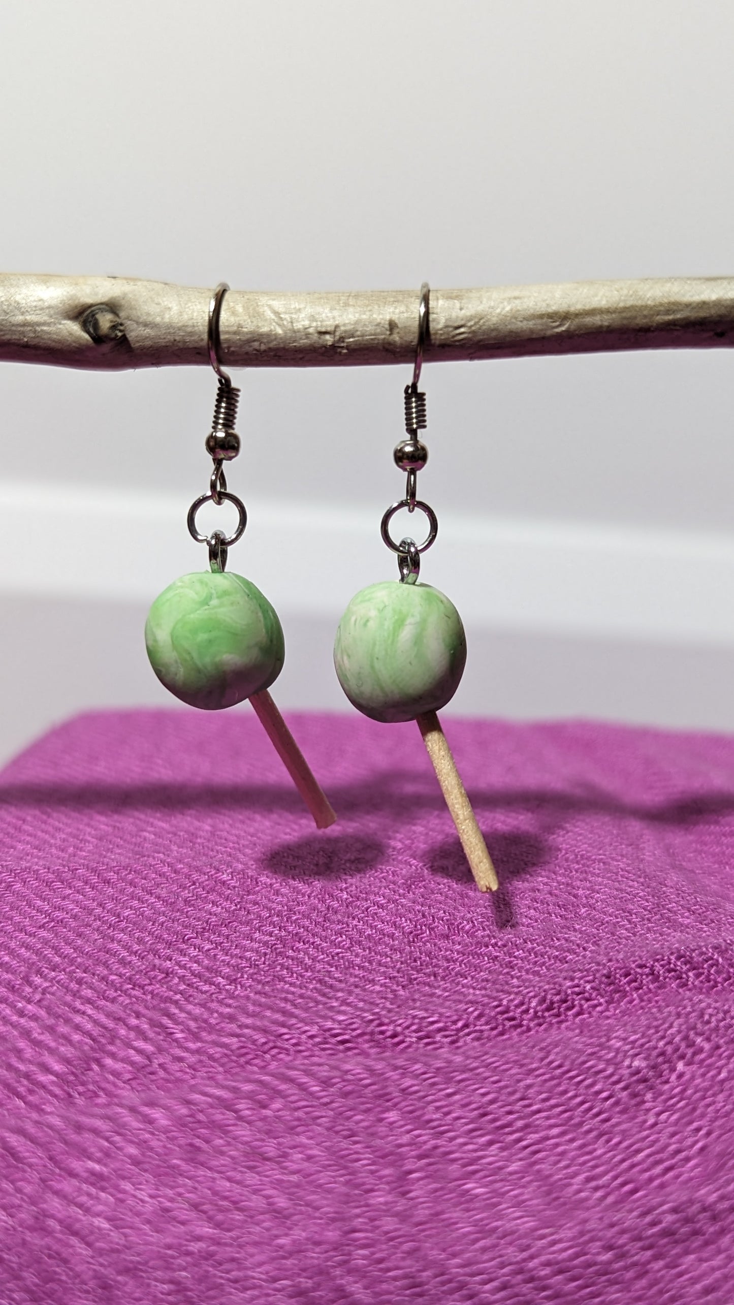 Boucles d'oreilles "Suçon vert"