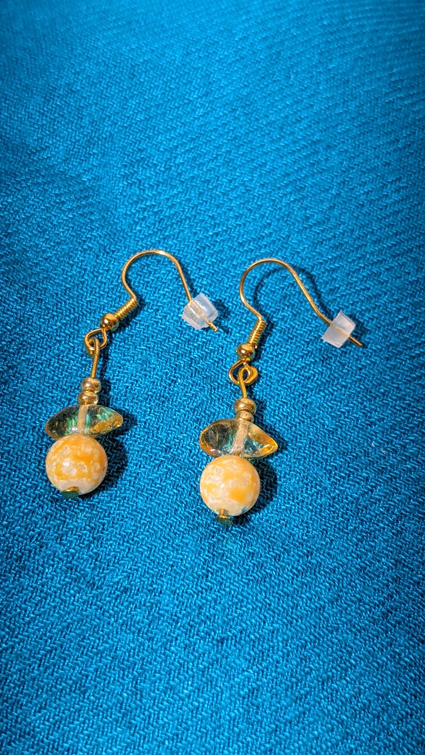 Boucles d'oreilles de gemmes/crystal jaune.