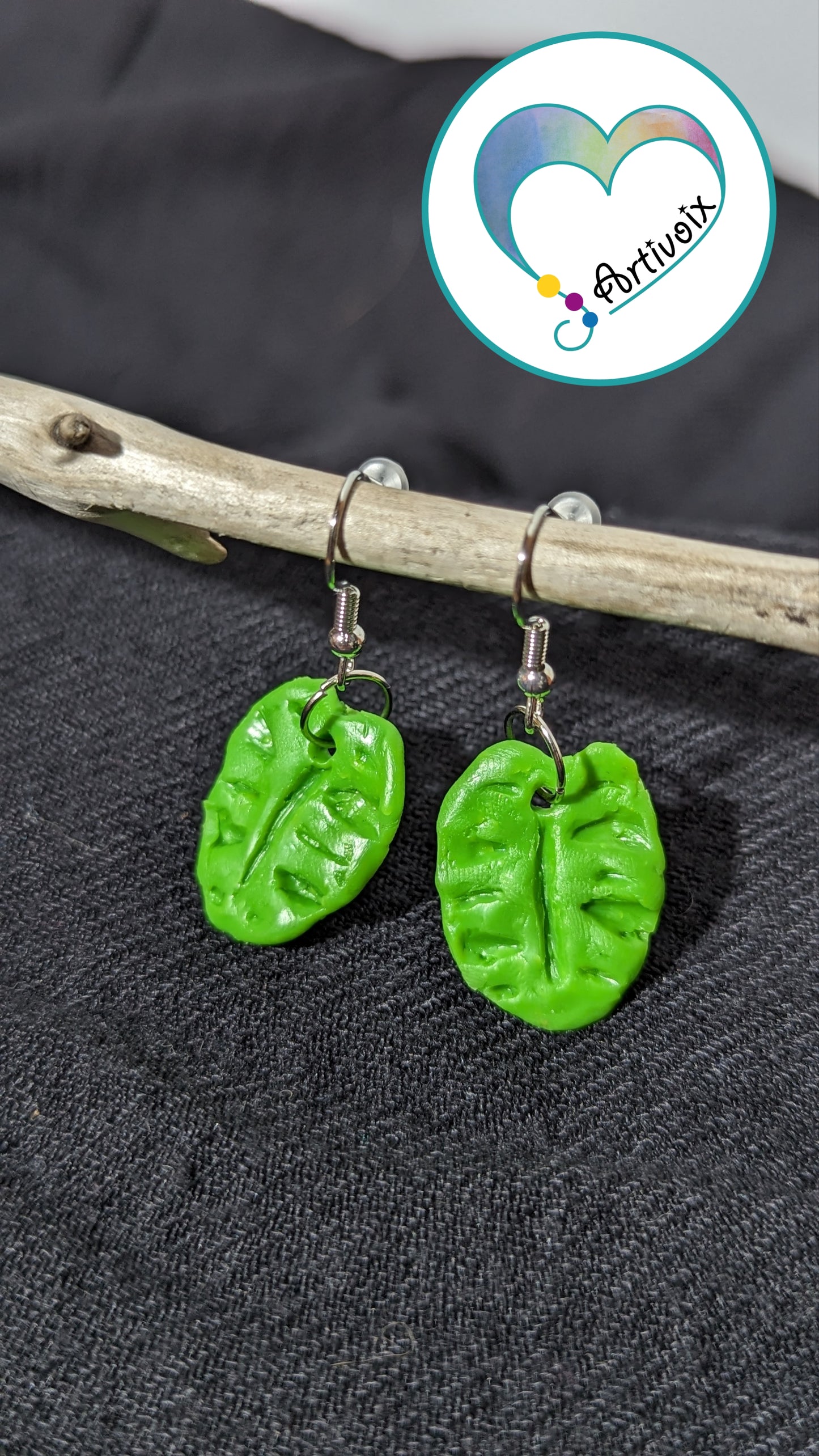 Boucle d'oreille "Monstera"