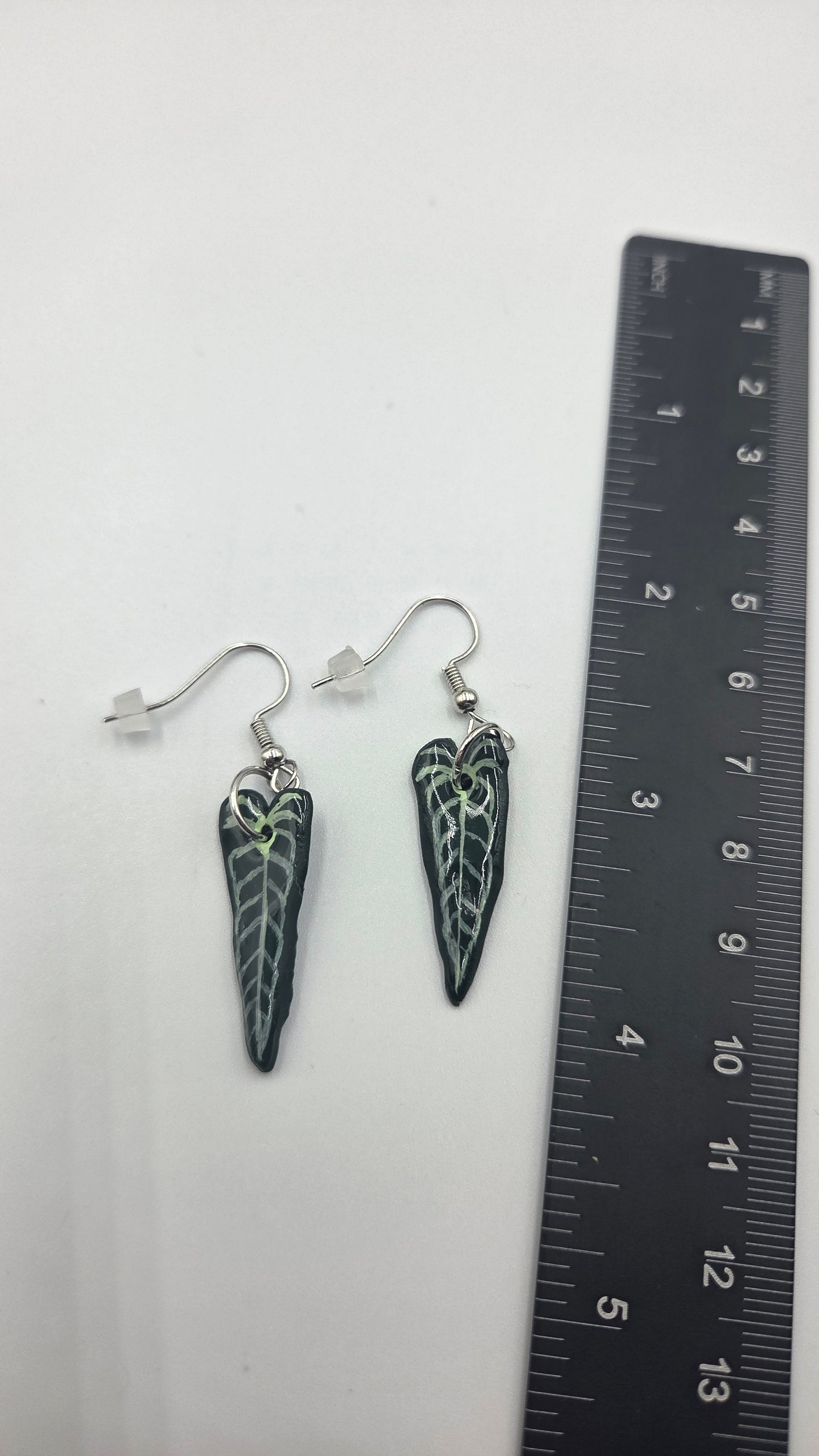 Boucles d'oreilles "Feuilles Anthurium Warocqueanum"