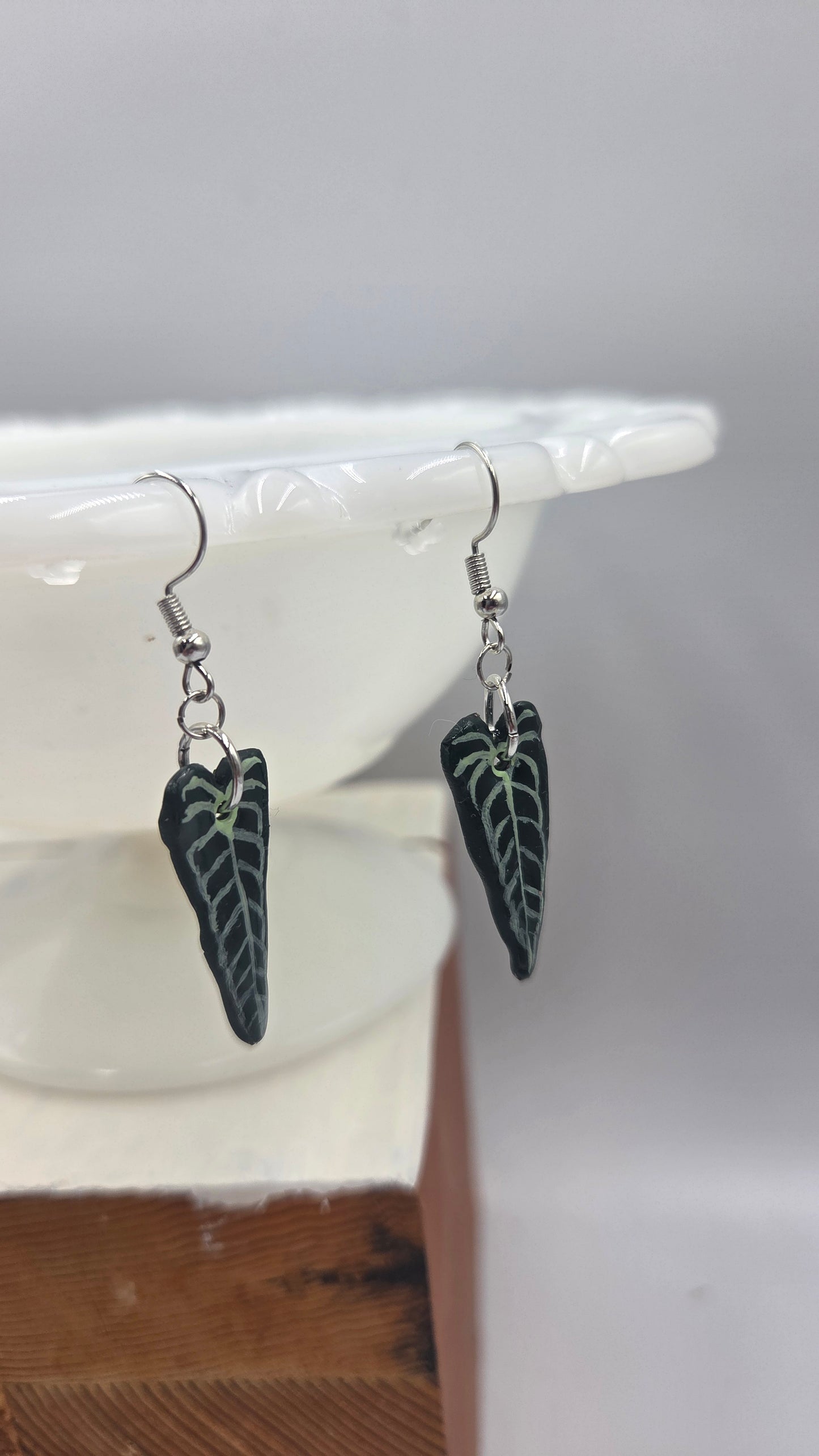 Boucles d'oreilles "Feuilles Anthurium Warocqueanum"