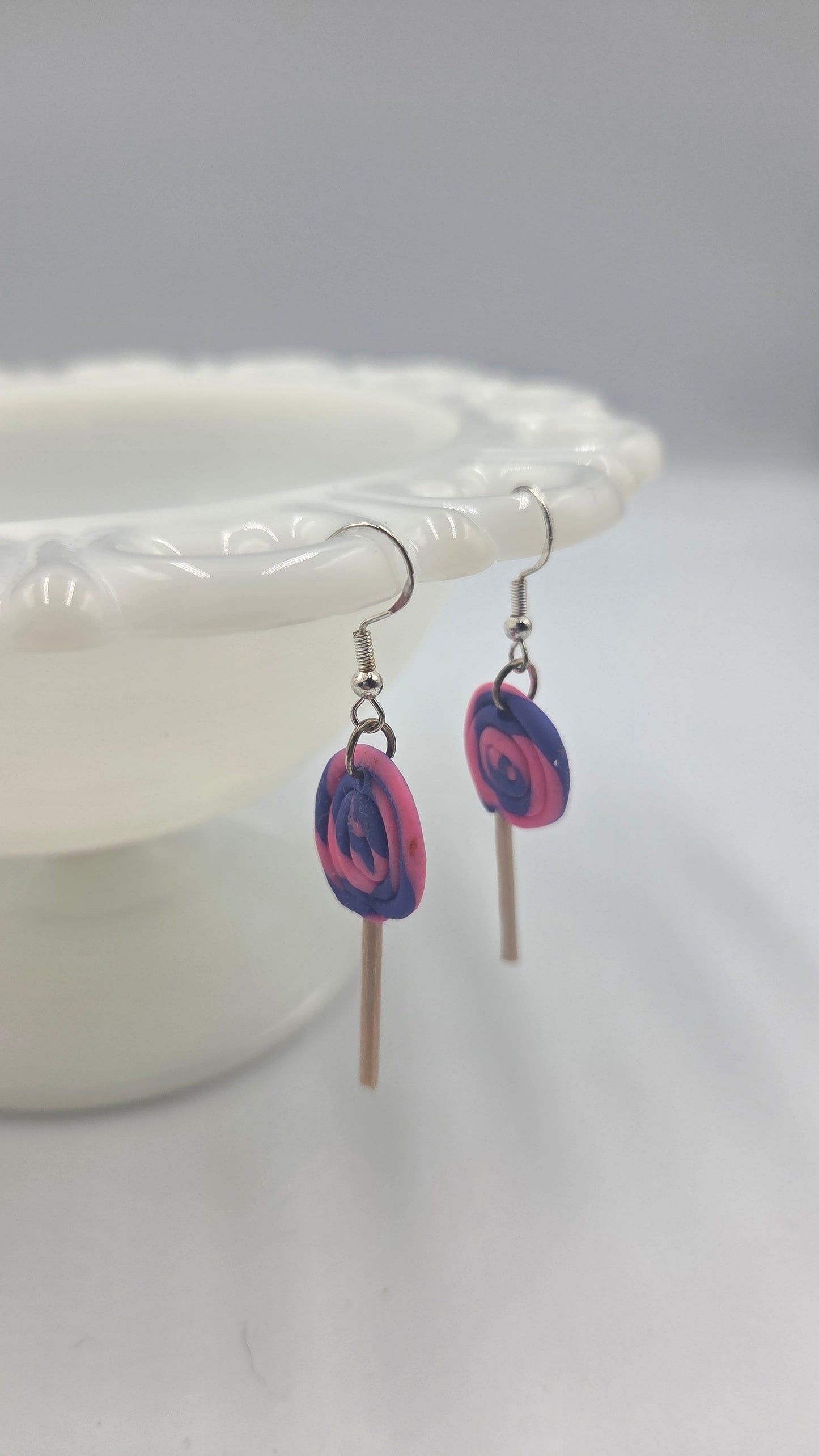 Boucles d'oreilles "Suçette rose et mauve"