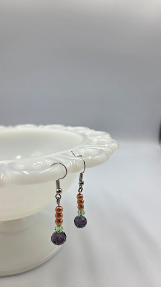 Boucles d'oreilles en perles "dorées,vertes et mauves"