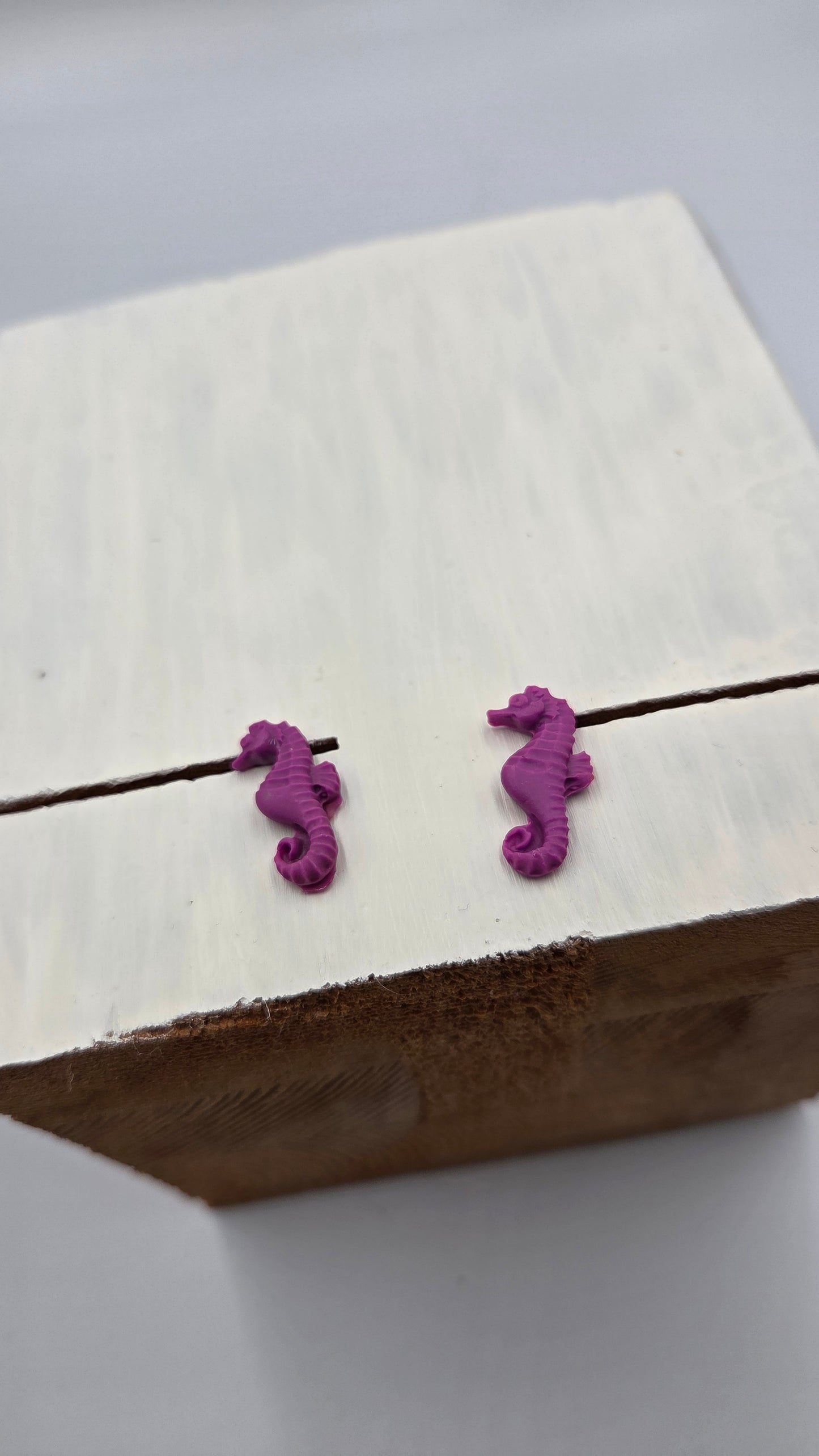 Boucles d'oreilles "Hippocampes mauve"