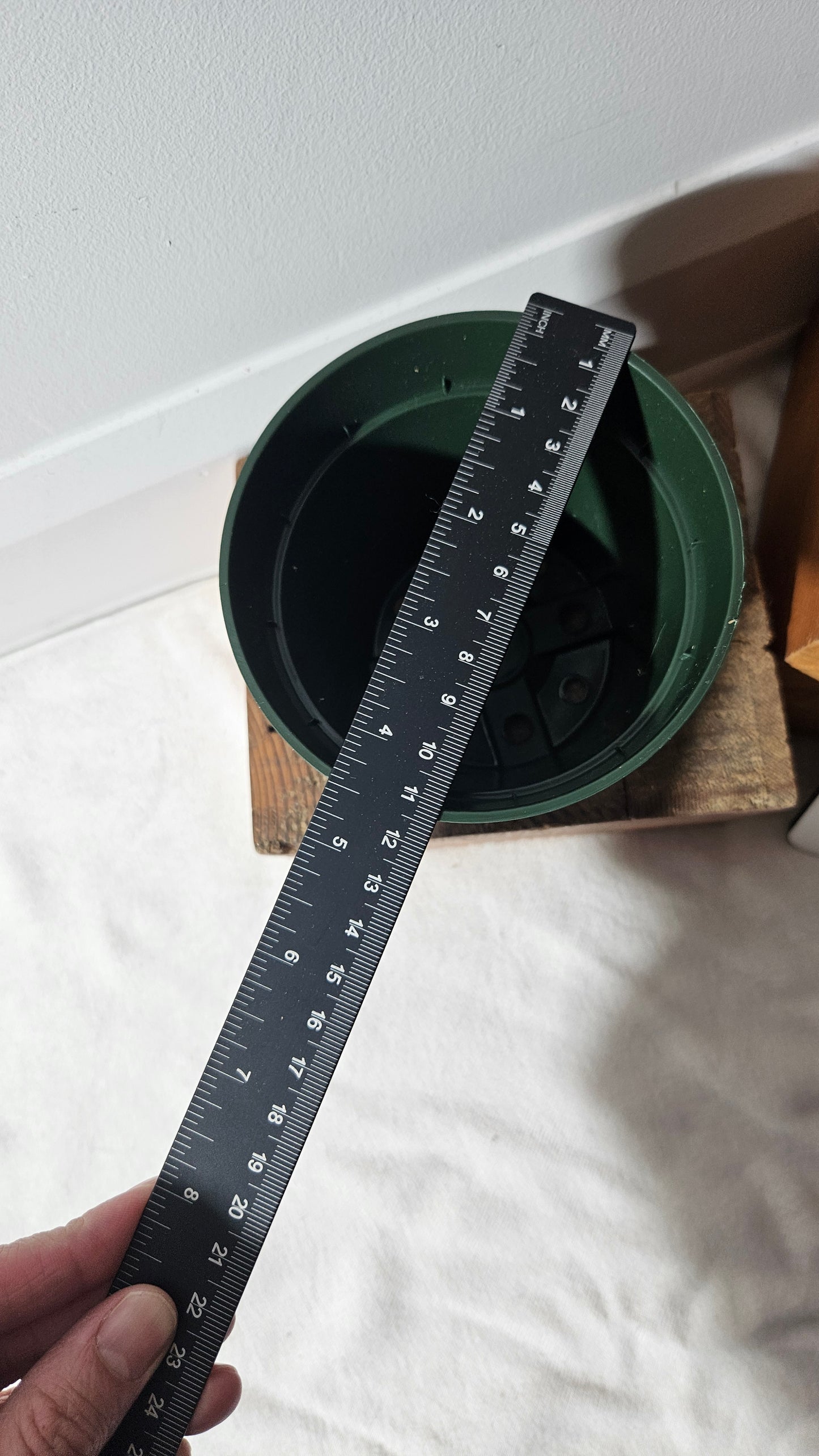 Pot de plastique 4.5 pouces rond, vert.